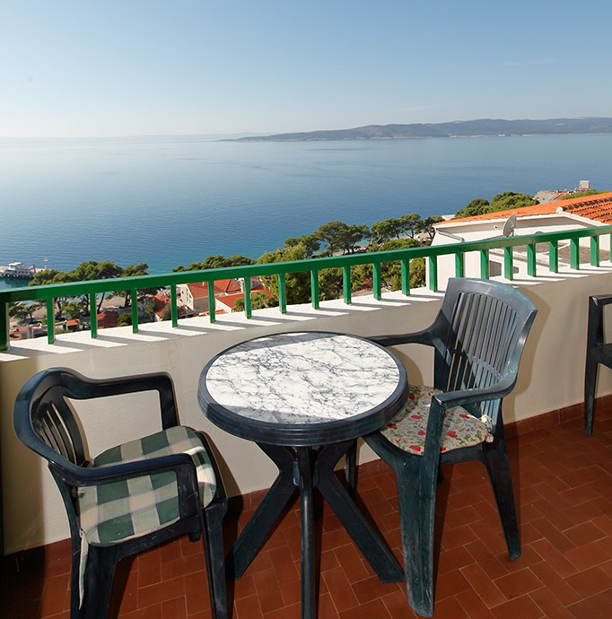 apartments Medi, Brela - balcony with sea view