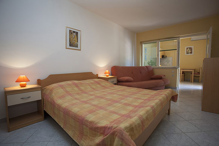 Apartments StoMarica, Brela - bedroom