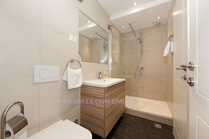 Apartments Juri, Brela Soline - top quality bathroom equipment