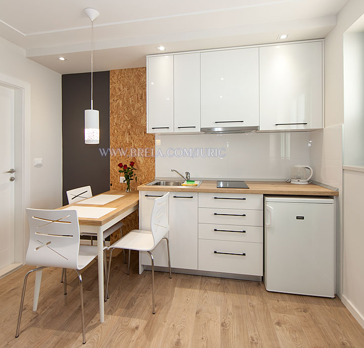 Apartments Juri, Brela Soline - kitchen