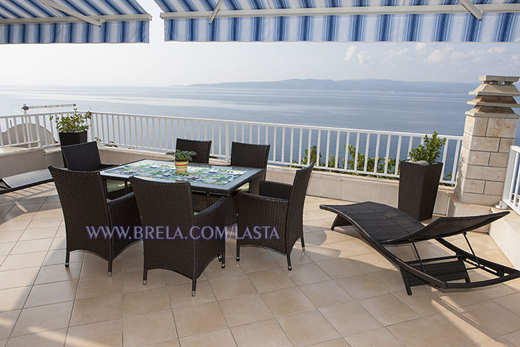 Apartment Lasta, Brela Soline - large terraye with unique sea view and panorama overlooking Brela