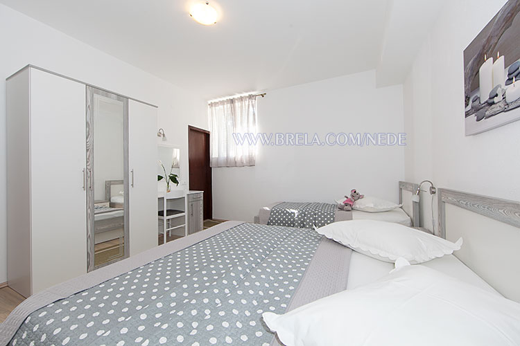 apartments Nede, Brela Soline - first bedroom
