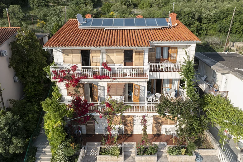 Apartments Villa Ambasador, Brela - aerial view of house