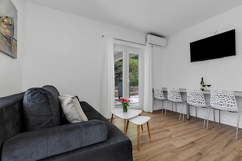Villa Amore apartments, Brela - living room