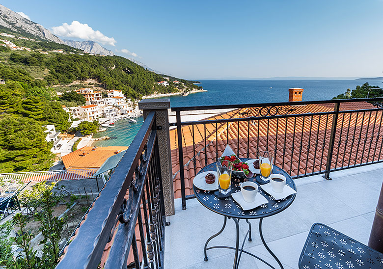 Villa Amore apartments, Brela - balcony with sea view