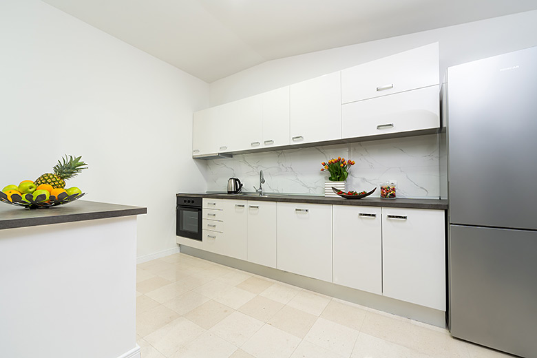 Villa Amore apartments, Brela - kitchen