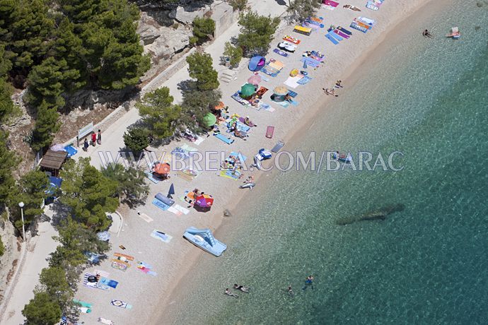 Beach in Brela Stomarica