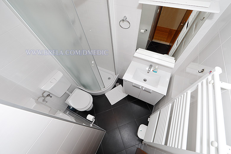 apartments Medić, Brela - bathroom