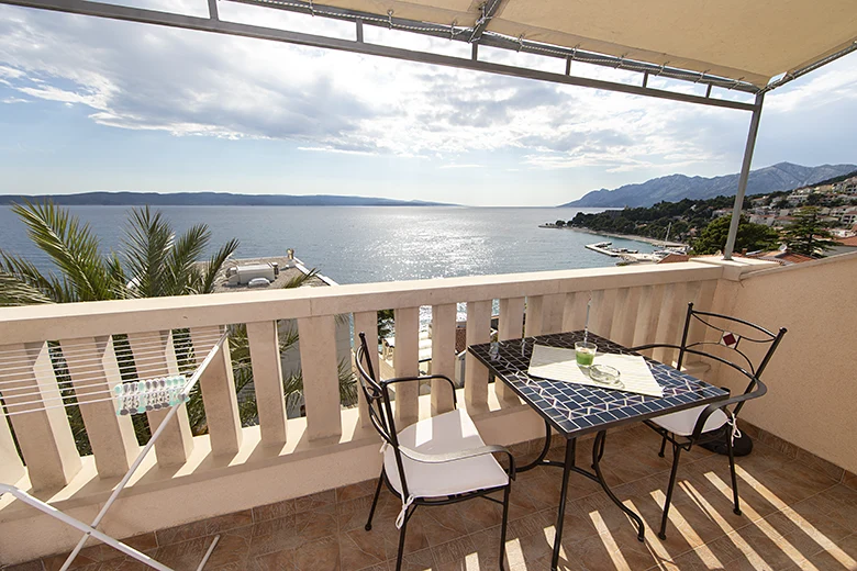 balcony with sea view