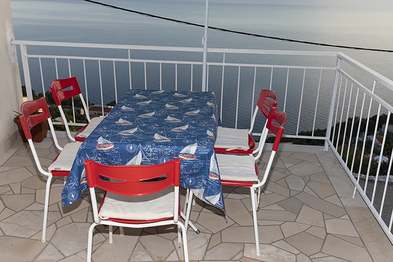 balcony with sea view