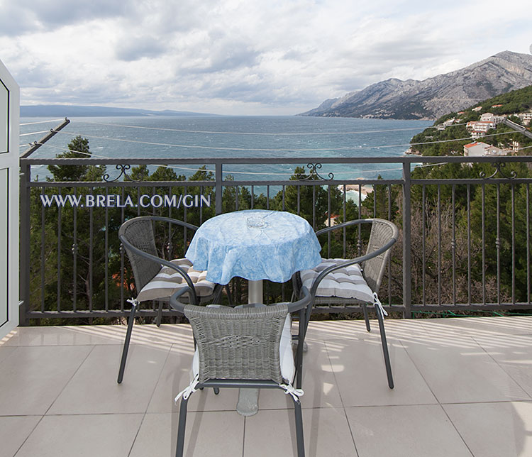 apartments Gin, Brela - balcony with sea view