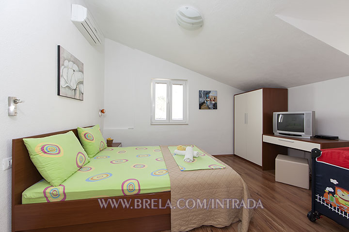 Villa Intrada, Brela Soline - first bedroom