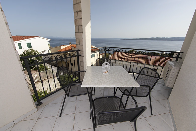 Apartments Marija, Brela - balcony with seaview