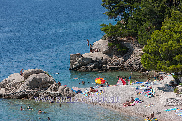 beach in Brela Jakiruša