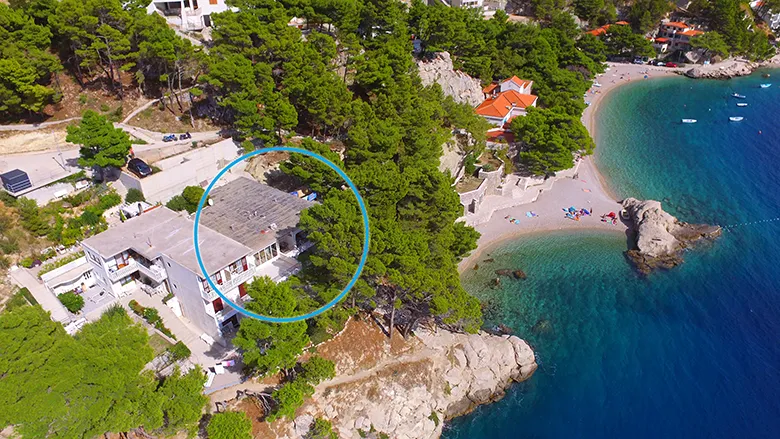 apartments Jakiruša and beach - aerial view