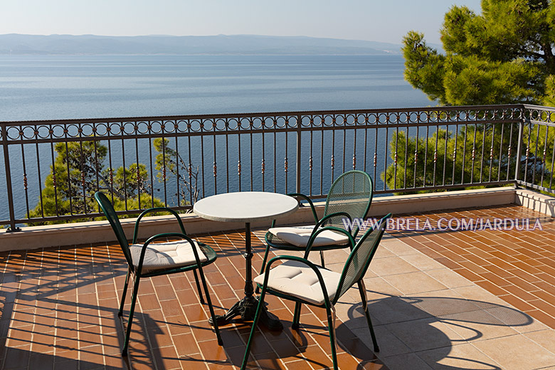 balcony with sea view