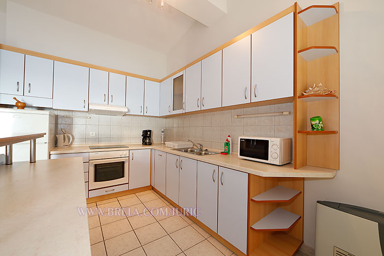 apartments Jurić, Brela - kitchen