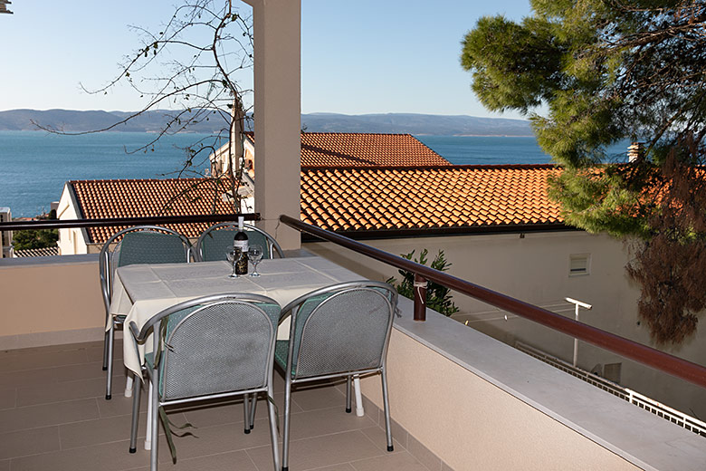 Apartments Kate, Brela - balcony with sea view