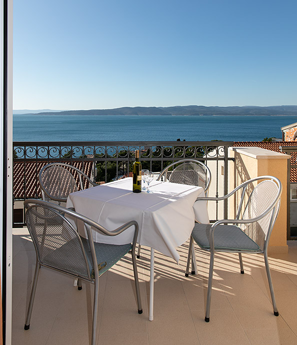 Apartments Kate, Brela - balcony with sea view