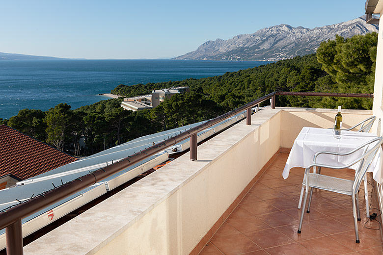 Apartments Kate, Brela - balcony with seaview