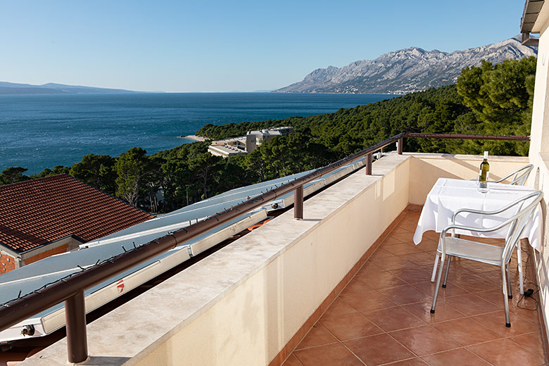 Apartments Kate, Brela - balcony with seaview