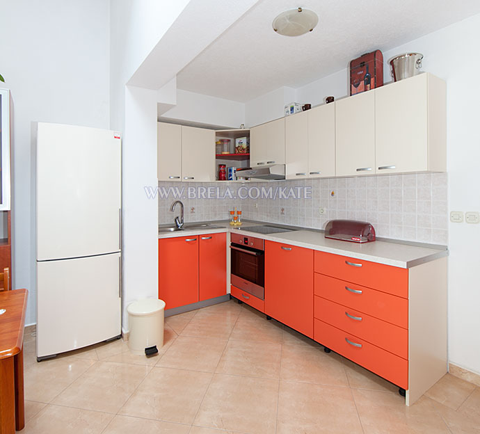 apartments Kate, Brela Soline - kitchen