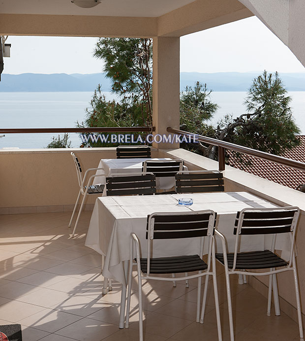 apartments Kate, Brela Soline - terrace with sea  view