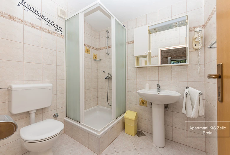 Apartments KiS Zelić, Brela - bathroom