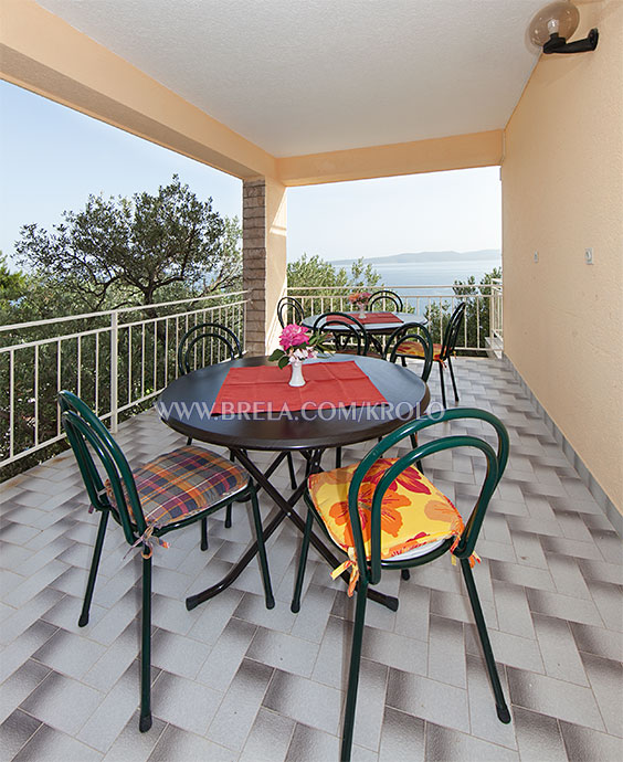 apartments Krolo, Brela - large terrace