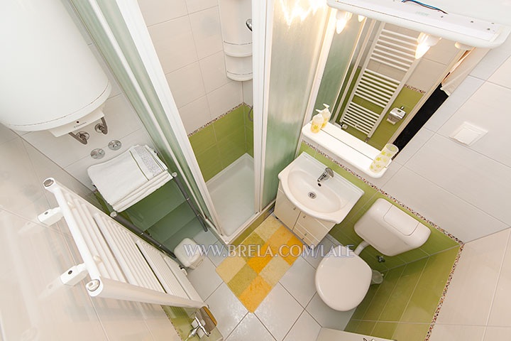 Apartments Lale, Brela - bathroom