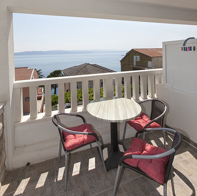 Apartments Lozo, Brela - balcony with sea view, Balkon mit Meerblick