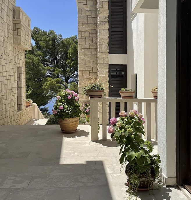 Villa Mediteran, Brela, detail - entrance