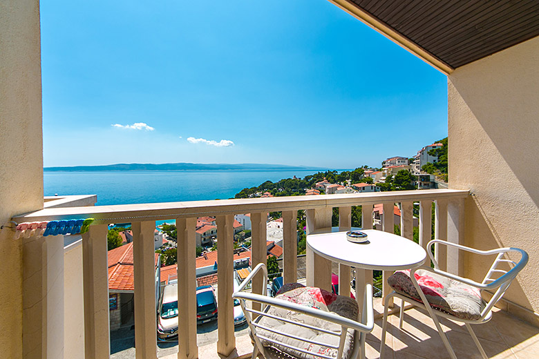 apartments Merita, Brela - balcony with seaview