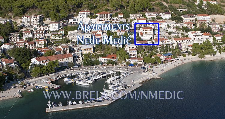 Aerial position of apartments Nede Medić in Brela soline