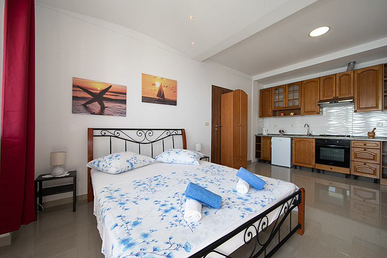 Apartments Orada, Brela - bedroom