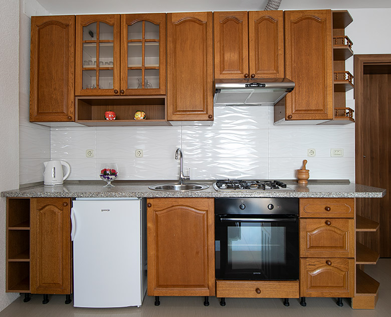 Apartments Orada, Brela - kitchen