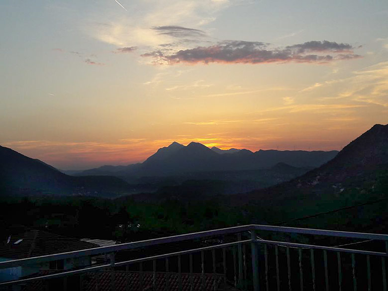 apartments Panoramico, Brela - large terrace with view on surrounding mountains