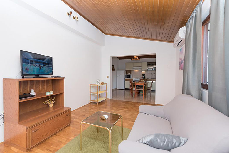apartments Panoramico, Brela - living room