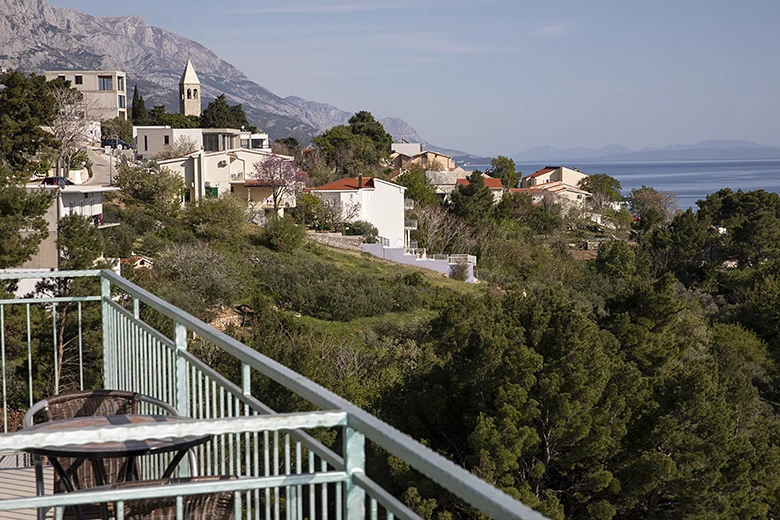 Apartments Petar, Brela - balcony with seaview