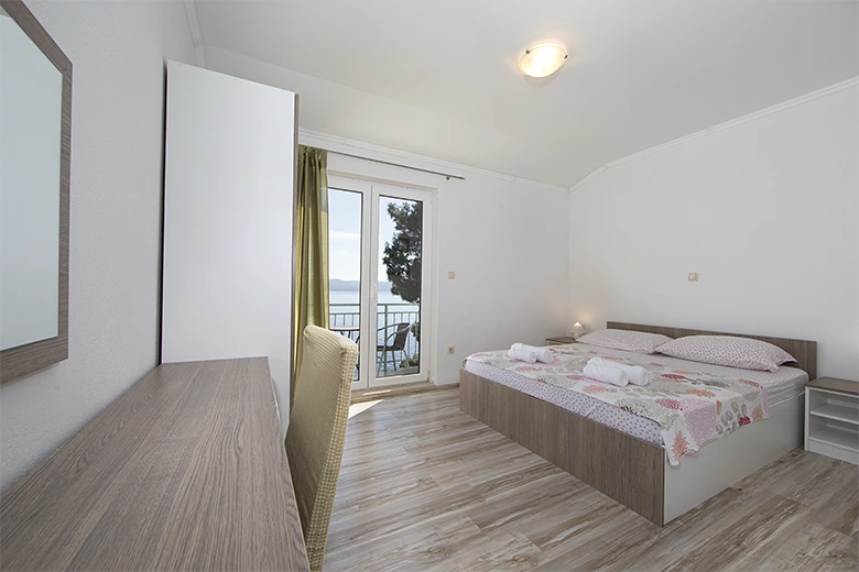 Apartments Petar, Brela - bedroom