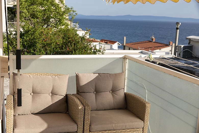 balcony with sea view