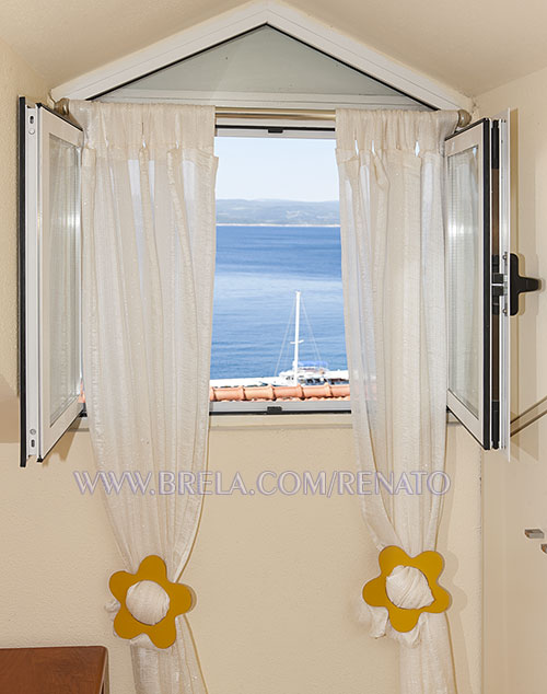 sea view window