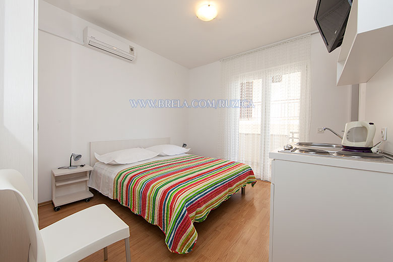 apartments Ružica Žamić, Brela - bedroom