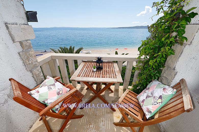 balcony with sea view