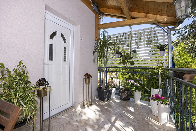 veranda