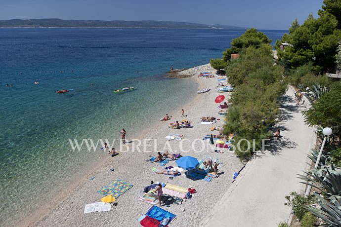 Beach in Brela Šit