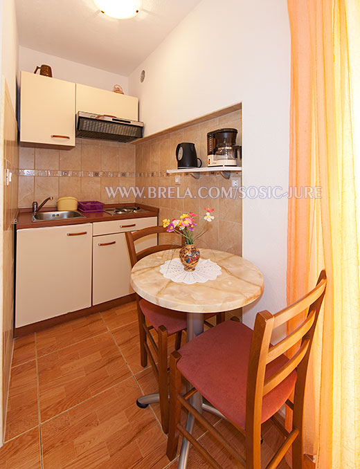 apartments Jure Šošić, Brela - kitchen