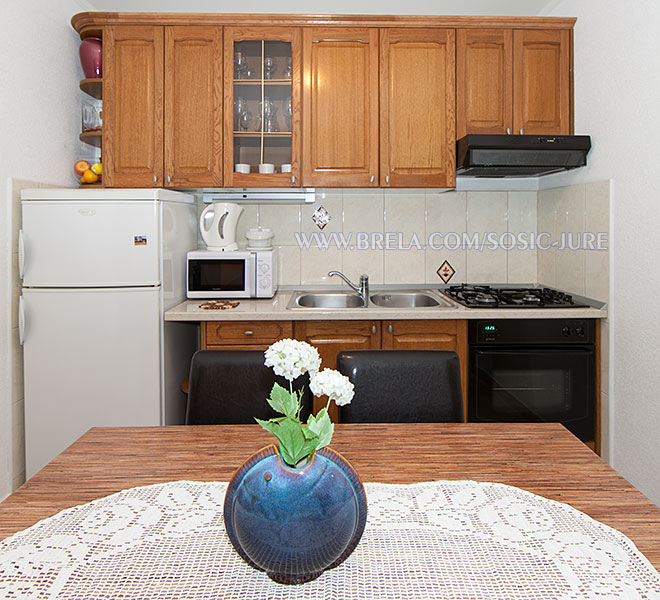 apartments Jure Šošić, Brela - kitchen
