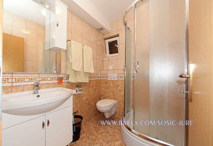 apartments Jure Šošić, Brela - first bathroom
