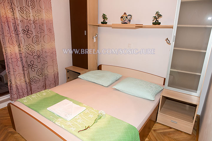 apartments Šošić, Brela - bed